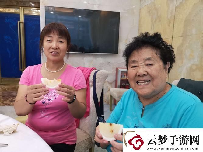 Chinese老太交Granny